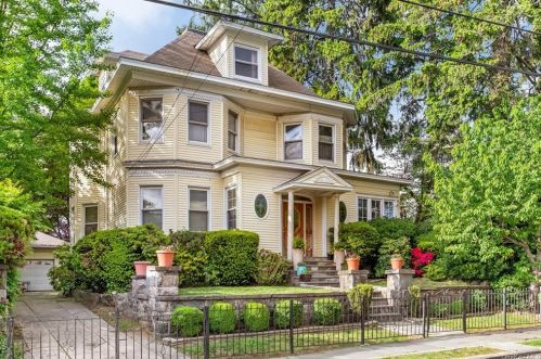 483 5th St, Mount Vernon NY 10553-2117 exterior