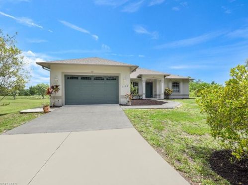 3170 Safe Harbor Dr, Naples, FL 34117-8407