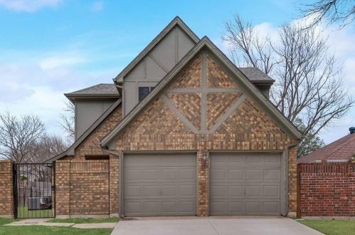 6736 Phoenix Pl, Plano TX  75023-3747 exterior