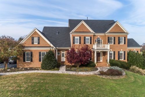 36290 Silcott Meadow Pl, Purcellville, VA 20132-3972