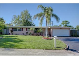 2032 Gatewood Dr, Largo, FL 33770-2910