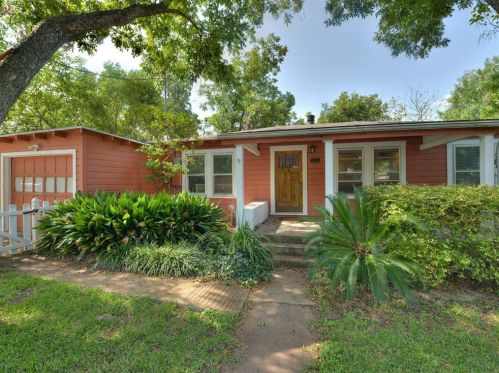 1505 Arcadia Ave, Austin TX  78757-2904 exterior