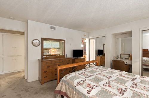 2403 Romneya Dr, Anaheim CA  92806-2229 exterior