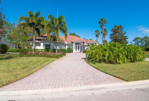 2661 Conifer Dr, Fort Pierce, FL 34951-2942