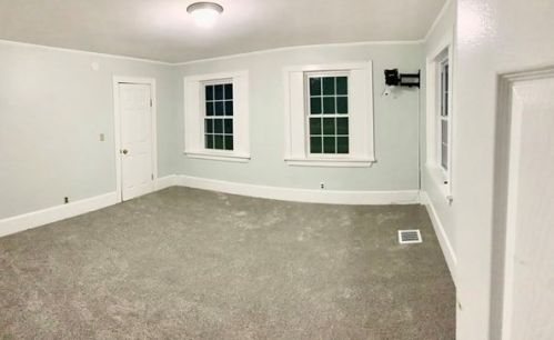 51 Poplar St, Danvers MA 01923-2455 exterior