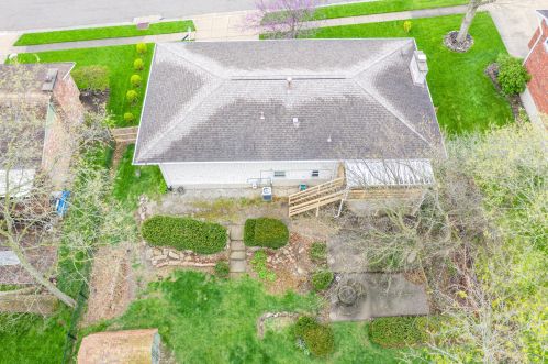 824 Stutely Pl, Miamisburg OH  45342-2025 exterior