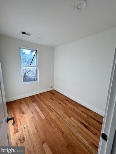 58 Galveston Pl, Washington DC  20032-2049 exterior