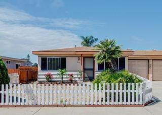 268 Delphinium St, Encinitas CA  92024-3303 exterior