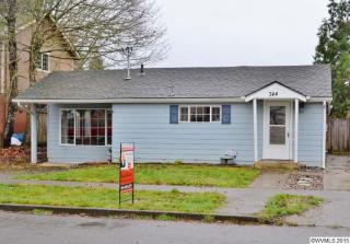 744 Oak St, Lebanon OR  97355-4478 exterior