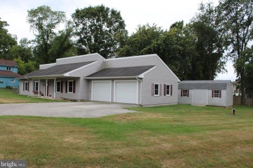 2 Snow Trl, Charnita, PA 17320-8513