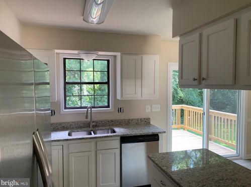 414 Cleveland Ct, Fredericksburg, VA 22407-6358