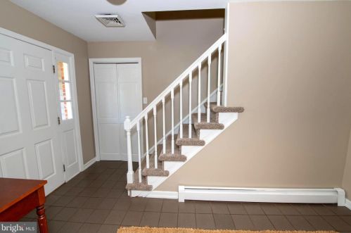 410 Steven St, Norristown PA  19403-2614 exterior