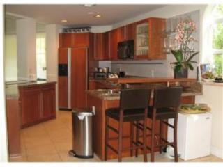18465 30th Ave, Miami, FL 33056-3002