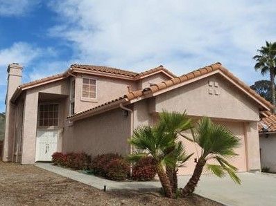1444 Oakcreek Ln, Vista, CA 92081-8729