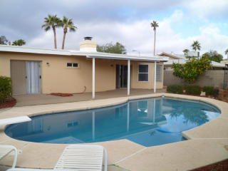 12831 39th Way, Phoenix, AZ 85032-7327