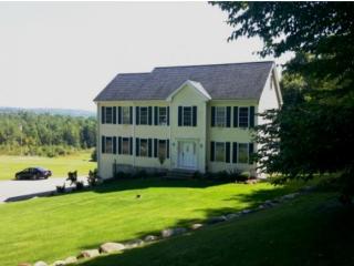 19 Overlook Dr, Tilton NH  03276-5822 exterior