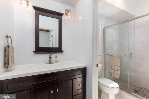 540 Mcdonalds Farm Rd, Linden VA  22642-5969 exterior