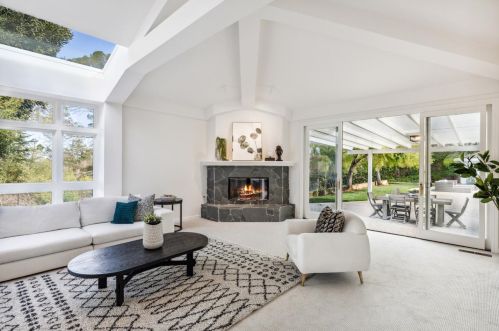 2195 Ward Way, Redwood City, CA 94062-1147