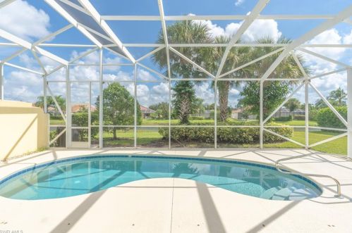 7829 Orvieto Ct, Naples FL  34114-2634 exterior
