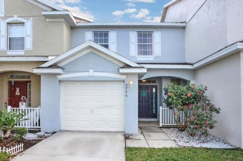 9786 Carlsdale Dr, Riverview, FL 33578-3805