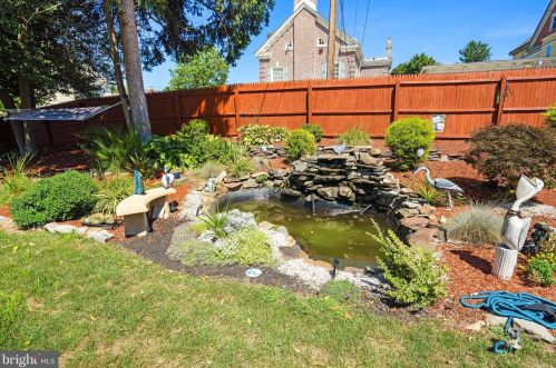 848 Riverside Ave, Trenton NJ 08618-5318 exterior