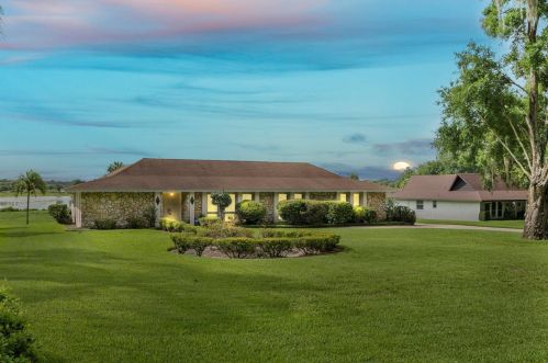1129 Errol Pkwy, Apopka, FL 32712-2609