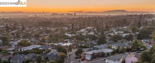 2820 Alida St, Oakland CA  94602-3451 exterior