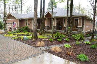 328 Brier Lake Rd, Graysville, TN 37338-6421