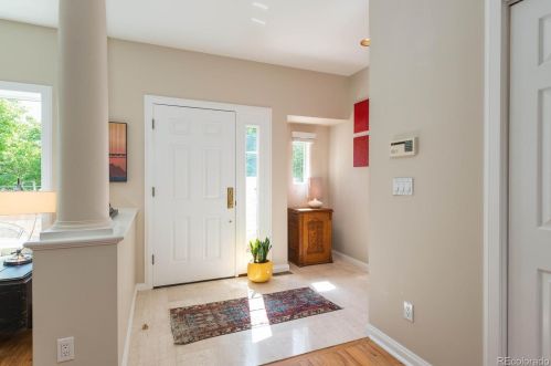 387 Ogden St, Denver CO 80205-5137 exterior