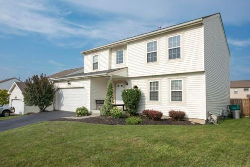 249 Essex Pl, Pataskala, OH 43062-7562