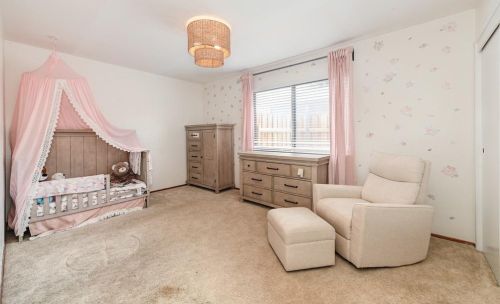 9406 Acapulco Way, Elk Grove CA  95624-1902 exterior