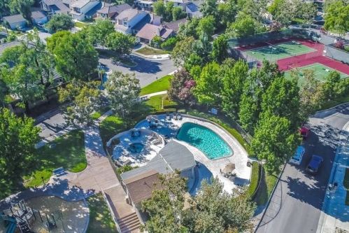 1716 Summerfield Cir, Brea, CA 92821-4337