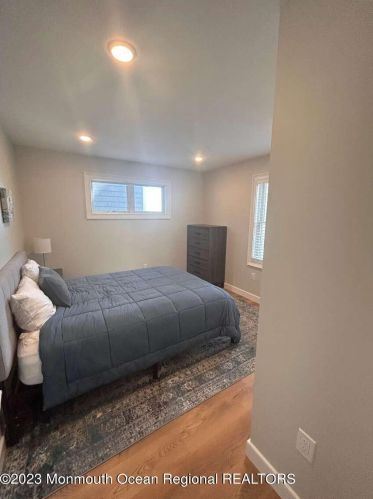 5 Fort Ave, Pelican Island NJ  08751-1512 exterior