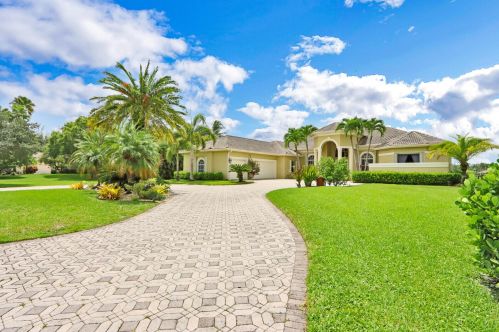 7631 Woodsmuir Dr, West Palm Beach, FL 33412-1652