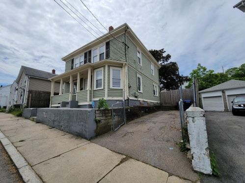 56 Veto St, Providence, RI 02908-2407