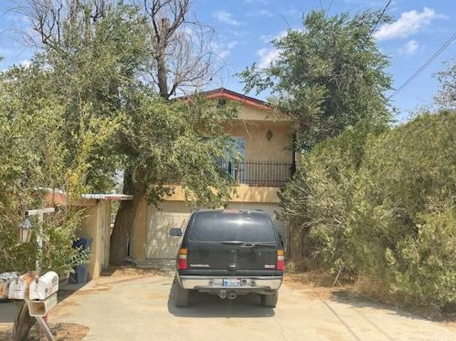 3825 Avenue, Lancaster, CA