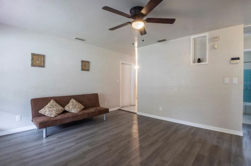2355 35 St, Saint Petersburg FL  33713-3553 exterior
