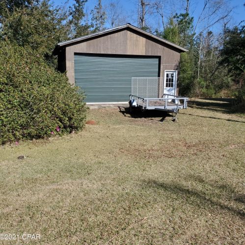 3313 Fish Hatchery Rd, Marianna, FL 32446-1706