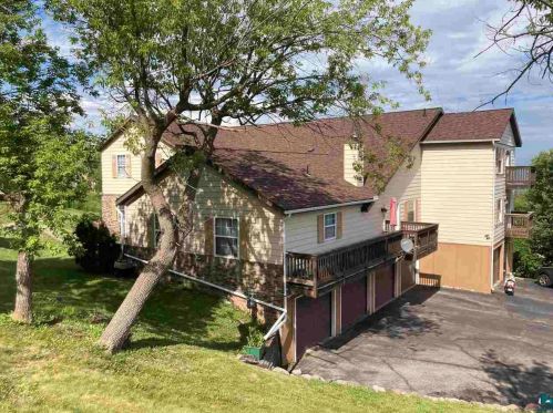 202 7th St, Duluth MN  55805-1234 exterior