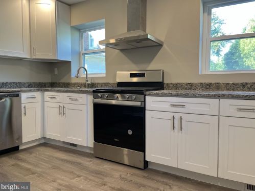 535 Chestnut St, Pottstown PA 19464-5619 exterior