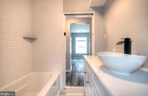 219 5th Ave, Runnemede NJ  08078-1313 exterior