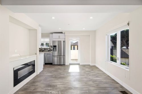 6160 Pacific Coast Hwy, Redondo Beach CA  90277-5907 exterior