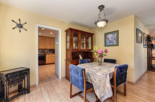 102 Seafarer Ct, Folsom CA  95630-2332 exterior