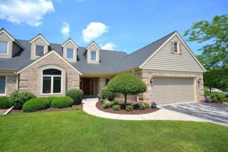 2632 Lake Park Ct, Thiensville, WI 53092-2453