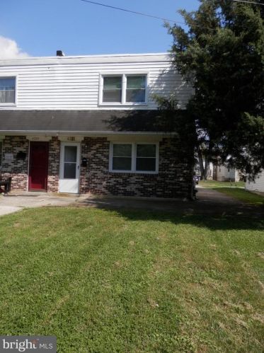 4211 5th St, Boothwyn, PA 19061-5005