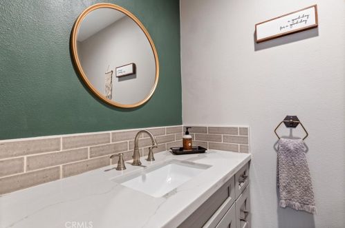 144 Glendora Ave, Covina CA 91724-2526 exterior