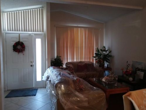 450 Cork Rd, Fort Pierce, FL 34984-8909