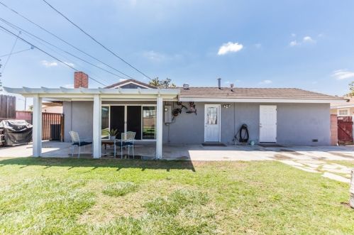 8112 San Heron Cir, Buena Park CA  90620-2970 exterior