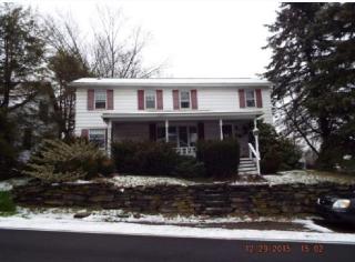 45 Center St, Wilkes Barre, PA 18706-1215