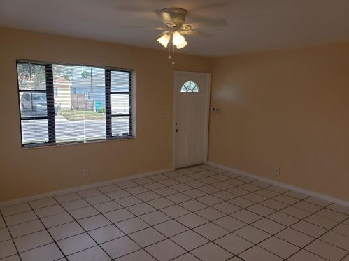 1321 24 St, West Palm Beach FL  33404-4555 exterior